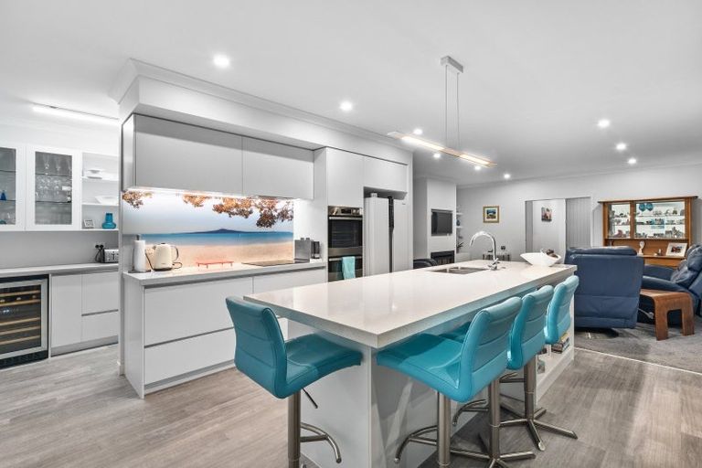 Photo of property in 9 Damien Place, Ohauiti, Tauranga, 3112