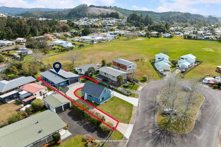 Photo of property in 114 Avalon Place, Whangamata, 3620