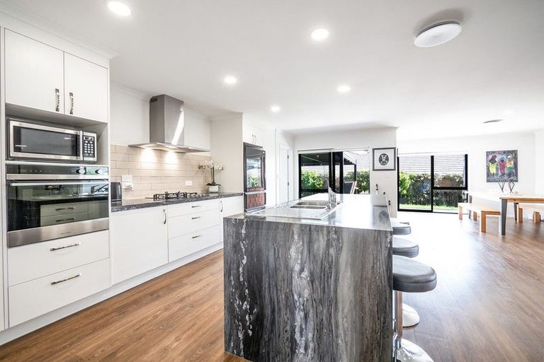 Photo of property in 5 Riverglen Drive, Haruru, 0204