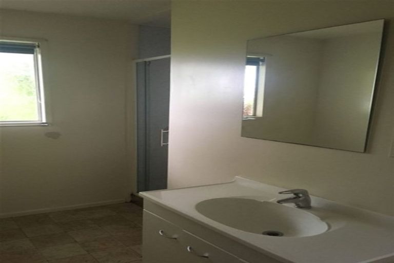 Photo of property in 10 Reeves Road, Opawa, Christchurch, 8023