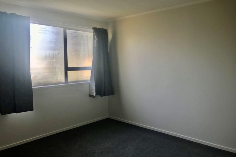 Photo of property in 6 Desford Place, Mangere, Auckland, 2022