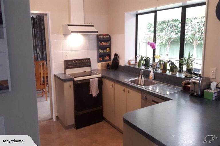 Photo of property in 1 Kotuku Place, Taradale, Napier, 4112