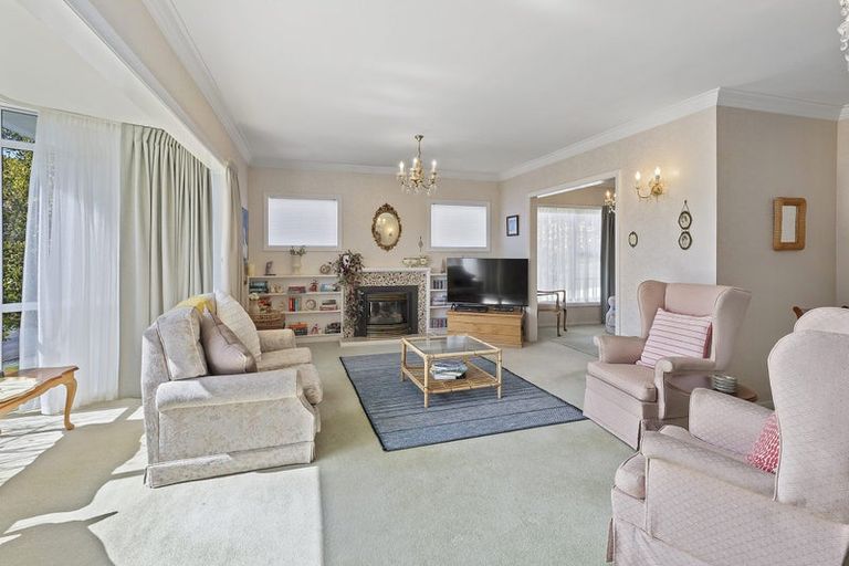 Photo of property in 4 Pembroke Street, Tawa, Wellington, 5028