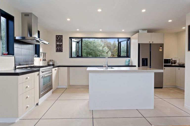 Photo of property in 329 Mackenzies Road, Waipara, Amberley, 7483