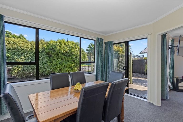 Photo of property in 4 Oldham Crescent, Halswell, Christchurch, 8025