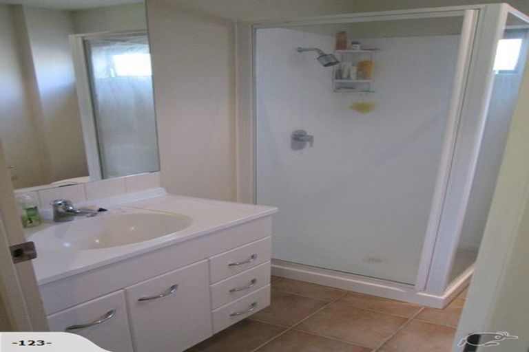 Photo of property in Norfolk Pines, 1/437b Albany Highway, Albany, Auckland, 0632