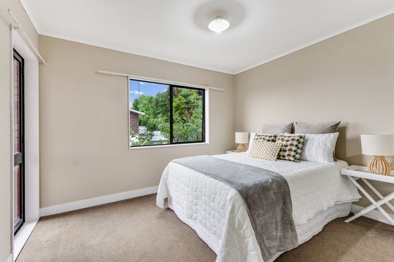 Photo of property in 16 Glendale Drive, Dinsdale, Hamilton, 3204