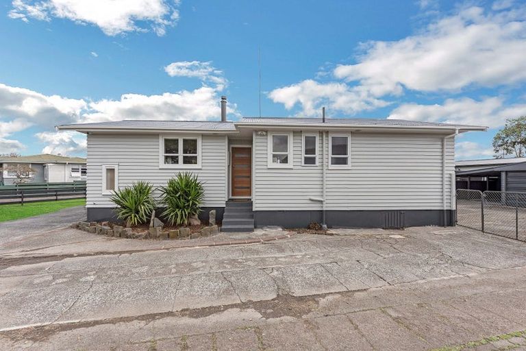 Photo of property in 7 Cooper Place, Papakura, 2110