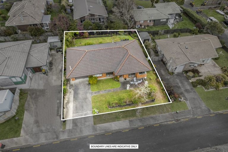 Photo of property in 9 Meynell Court, Glen Eden, Auckland, 0602