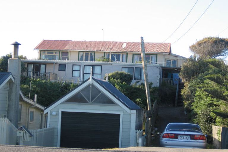 Photo of property in 92a Marine Parade, Otaki Beach, Otaki, 5512