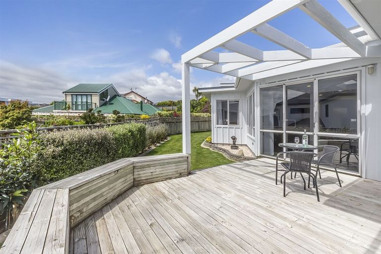 Photo of property in 23 The Masthead, Whitby, Porirua, 5024