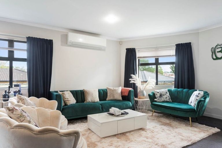 Photo of property in 45f Brandon Road, Glen Eden, Auckland, 0602