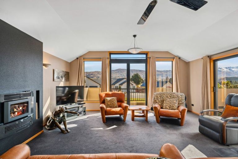 Photo of property in 52 The Dunes, Cromwell, 9310