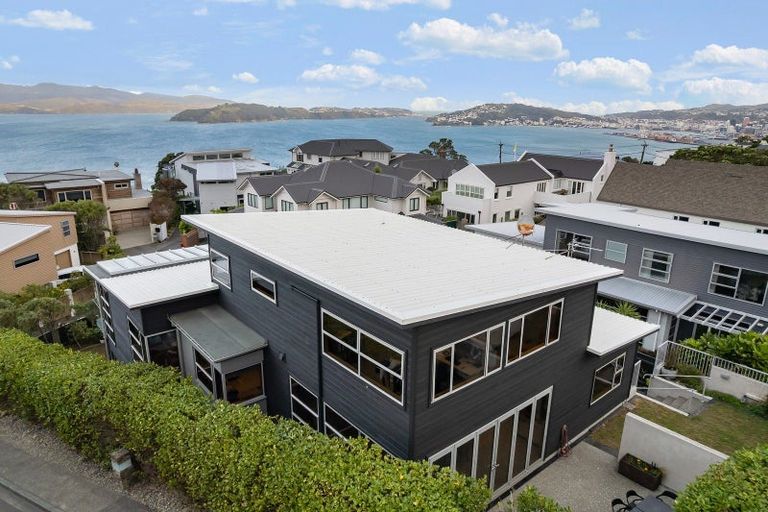 Photo of property in 2 Arakan Way, Khandallah, Wellington, 6035