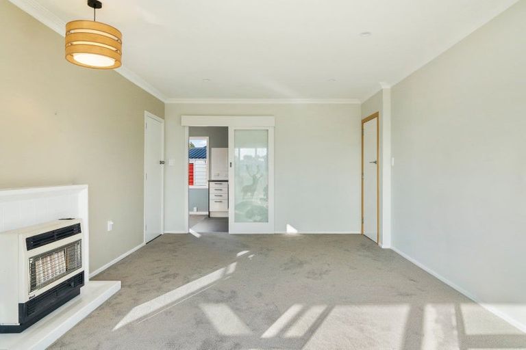 Photo of property in 14 Ferguson Street, Levin, 5510