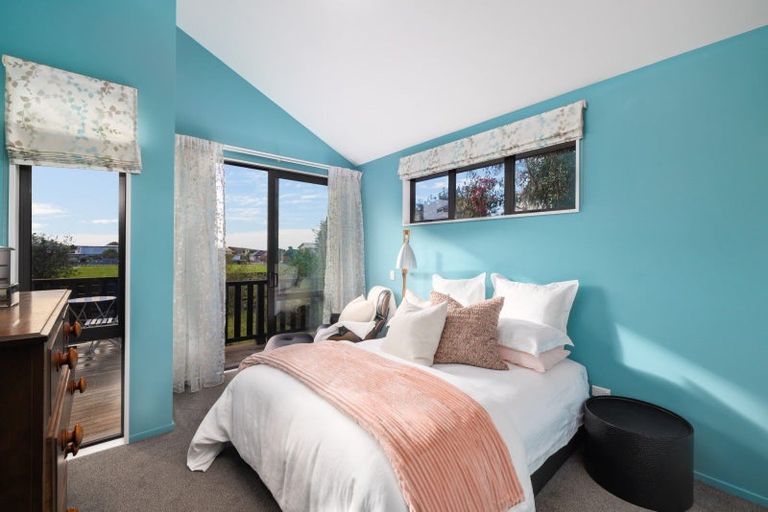 Photo of property in 2/23 Main Road, Redcliffs, Christchurch, 8081