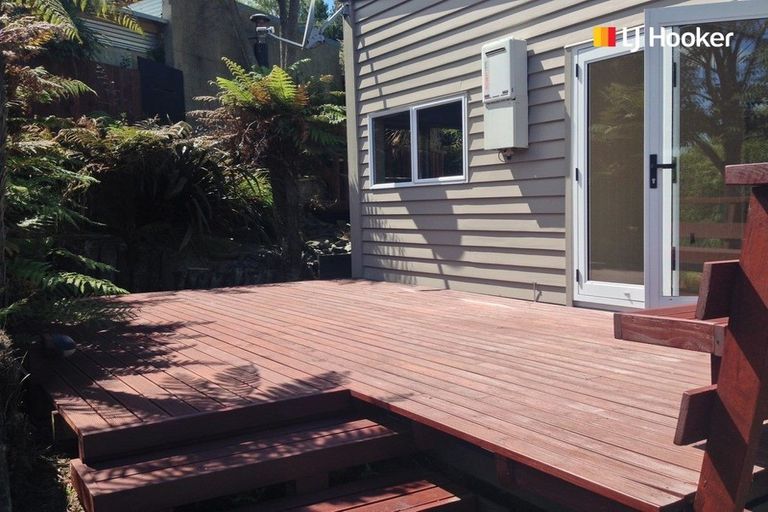 Photo of property in 298 Kenmure Road, Kenmure, Dunedin, 9011