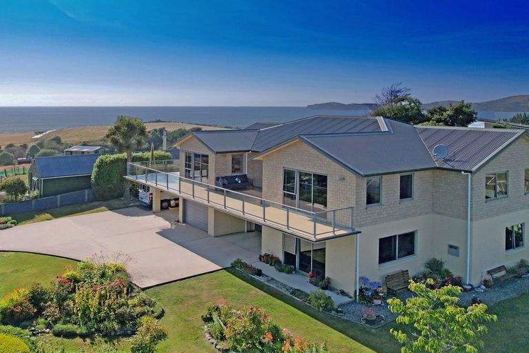 Photo of property in 11 Oakham Street, Hampden, 9410