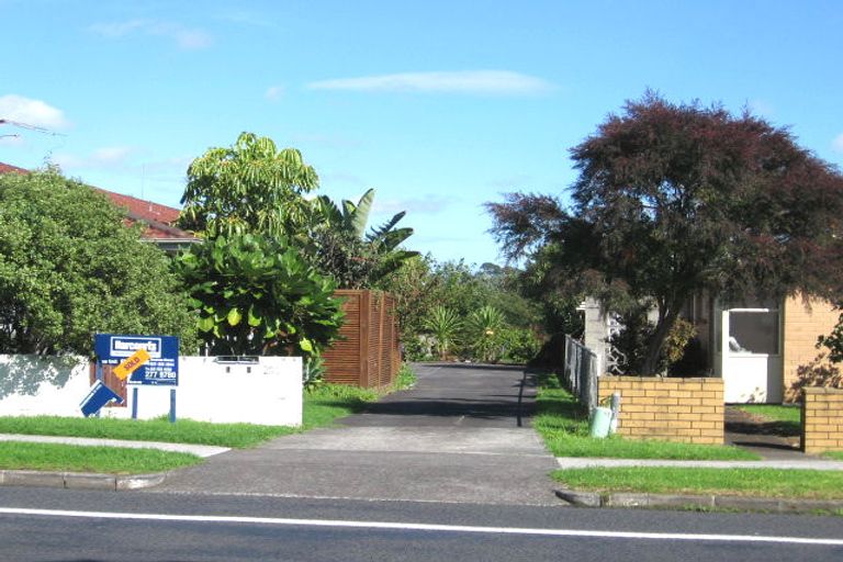 Photo of property in 2/201 Bucklands Beach Road, Bucklands Beach, Auckland, 2012