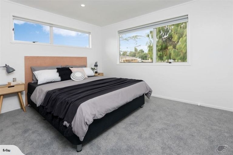 Photo of property in 4 Lyren Place, Half Moon Bay, Auckland, 2012