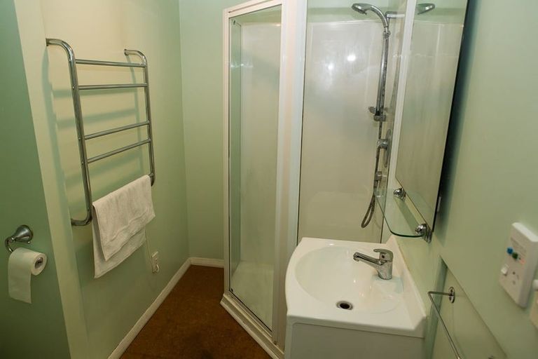 Photo of property in 75 Moorefield Road, Johnsonville, Wellington, 6037