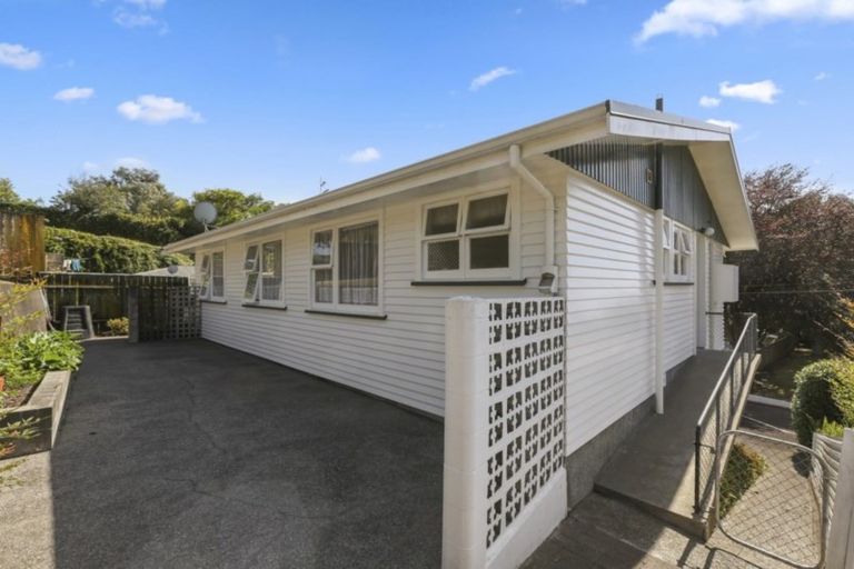 Photo of property in 11 Taunton Place, Lynmouth, New Plymouth, 4310