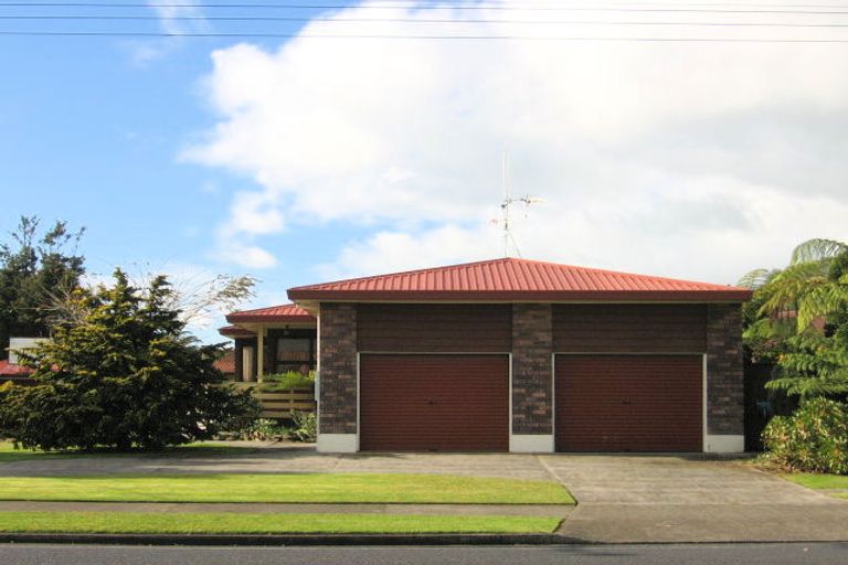 Photo of property in 120 Studholme Street, Morrinsville, 3300