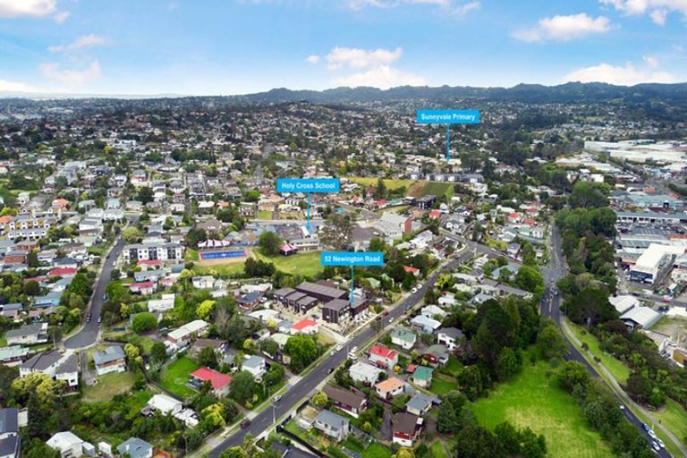 Photo of property in 9/52 Newington Road, Henderson, Auckland, 0612