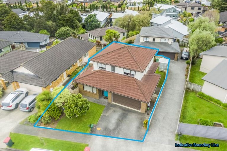 Photo of property in 11 Phoenicia Court, The Gardens, Auckland, 2105