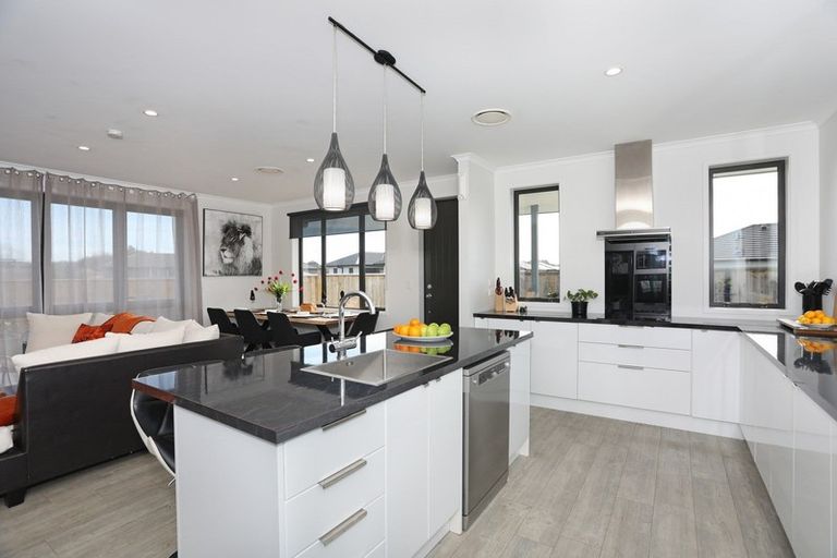 Photo of property in 17 George Street, Bulls, 4818