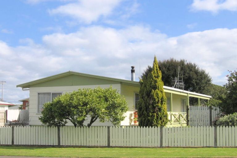 Photo of property in 107a Eversham Road, Mount Maunganui, 3116
