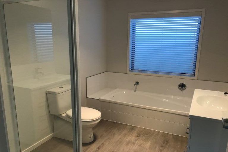 Photo of property in 17 Materawaho Way, Pyes Pa, Tauranga, 3112