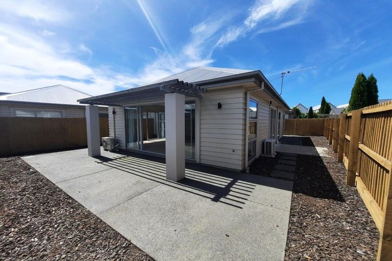Photo of property in 76 Sioux Avenue, Wigram, Christchurch, 8042