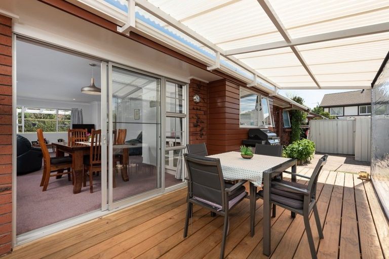 Photo of property in 16 Idesia Grove, Matua, Tauranga, 3110