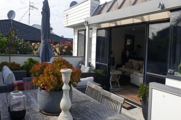 Photo of property in 366 Oceanbeach Road, Mount Maunganui, 3116