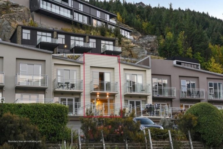 Photo of property in Remarkables Apartments, 11/658 Frankton Road, Queenstown, 9300