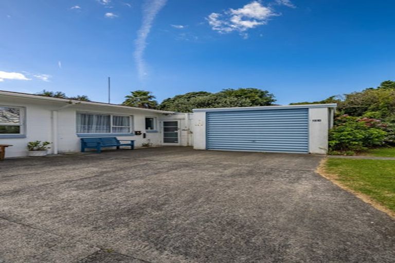 Photo of property in 28a Moulton Street, Moturoa, New Plymouth, 4310