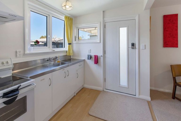 Photo of property in 8a Pharazyn Street, Gonville, Whanganui, 4500