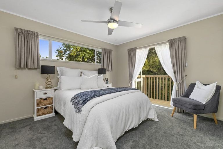 Photo of property in 10 Springtime Crescent, Stanmore Bay, Whangaparaoa, 0932