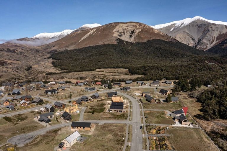 Photo of property in 34a Luge Loop, Castle Hill, 7580