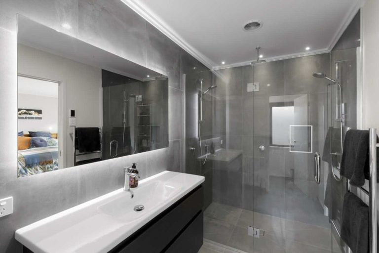 Photo of property in 45 Corriedale Road, Jacks Point, 9371