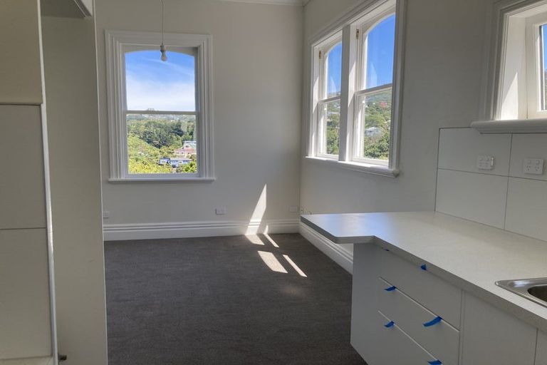 Photo of property in 49 Devon Street, Aro Valley, Wellington, 6021