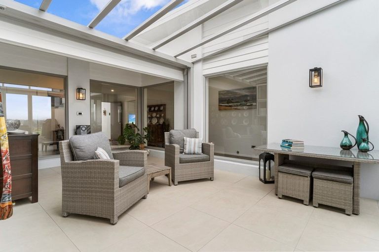 Photo of property in 16 Holyoake Terrace, Omokoroa, 3114