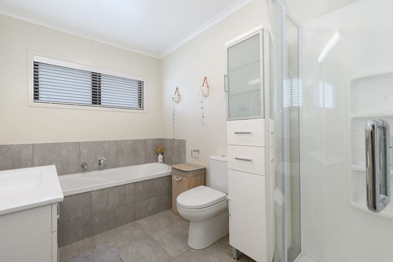 Photo of property in 38 Carmichael Road, Bethlehem, Tauranga, 3110