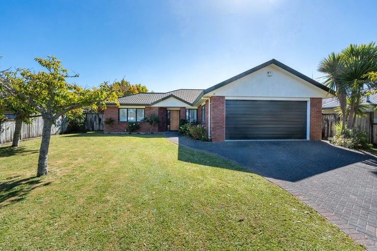 Photo of property in 54 Diomede Glade, Flagstaff, Hamilton, 3210