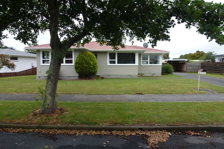 Photo of property in 54 Apollo Parade, Milson, Palmerston North, 4414