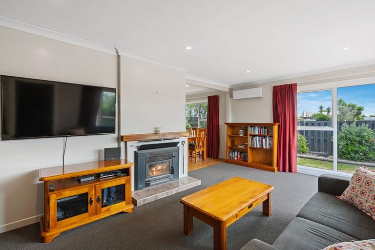 Photo of property in 82 Effingham Street, North New Brighton, Christchurch, 8083