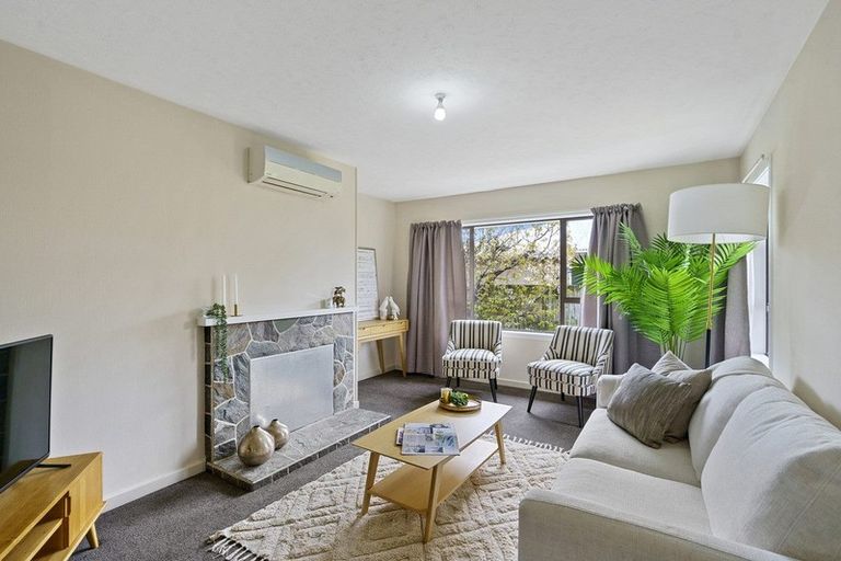 Photo of property in 31 Charlcott Street, Burnside, Christchurch, 8053