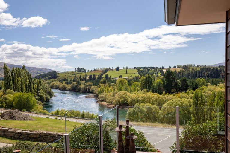 Photo of property in 9 Selkirk Street, Roxburgh, 9500