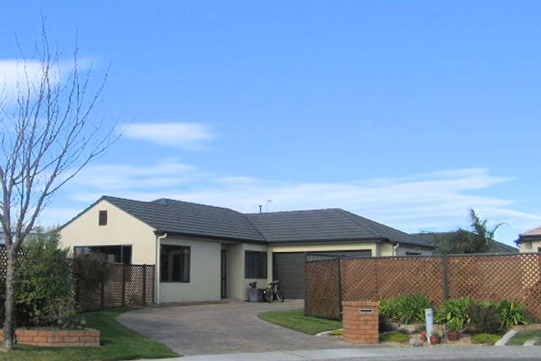 Photo of property in 9 Aintree Place, Taradale, Napier, 4112